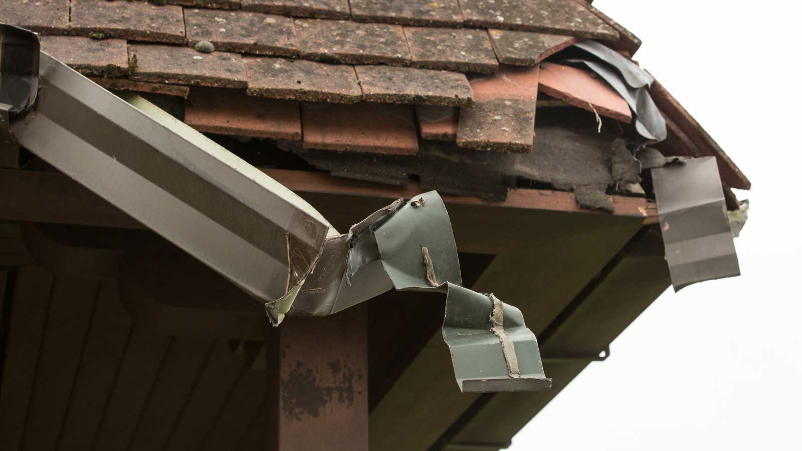 How Long Do Gutters Last on a House